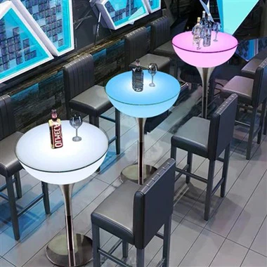 Wasserdichter Bar-Cocktailtisch aus Kunststoff mit leuchtendem LED-Licht